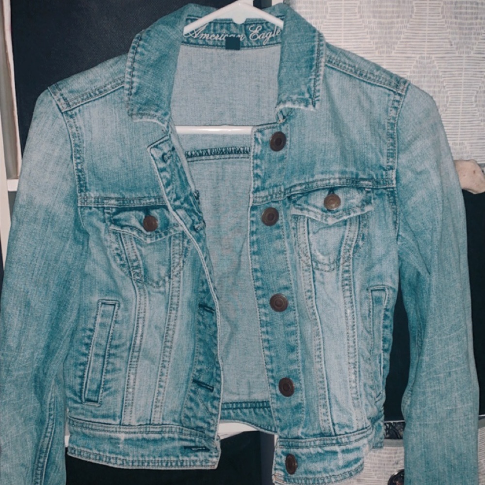 Authentic jean jacket - American eagle!